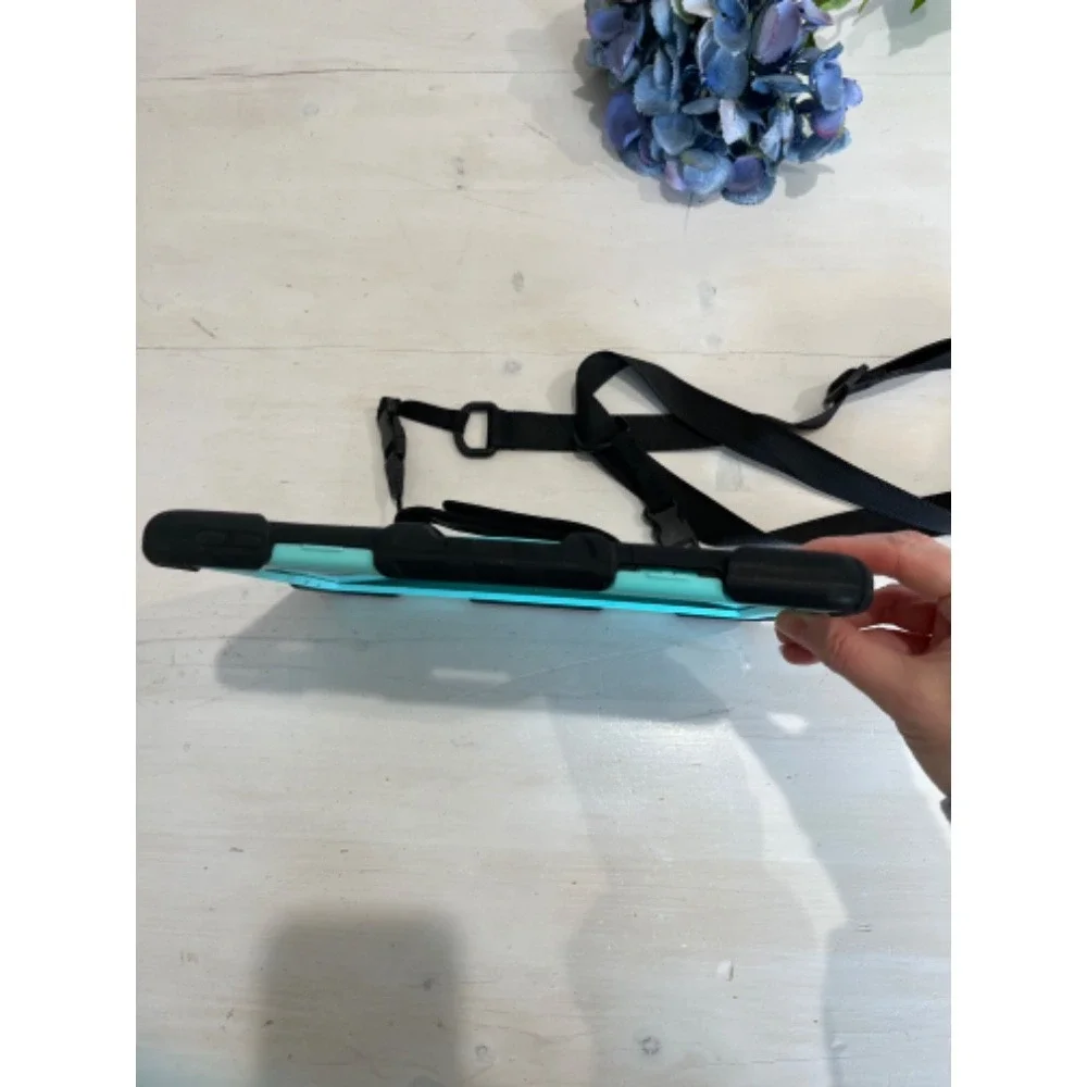 Rugged Tablet Case iPad 8 Cover with Hand & Shoulder‎ Strap & stand - Turquoise
